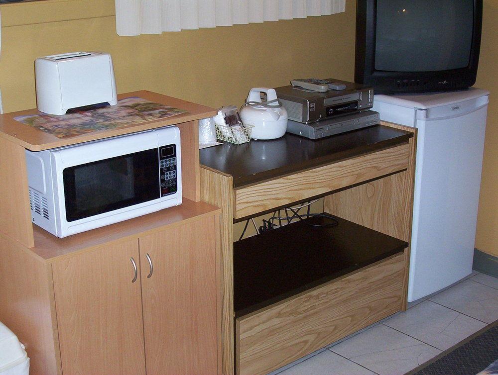 Motel Montgolfiere Jp Saint-Jean-sur-Richelieu Εξωτερικό φωτογραφία
