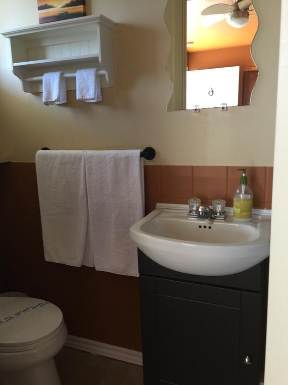 Motel Montgolfiere Jp Saint-Jean-sur-Richelieu Εξωτερικό φωτογραφία