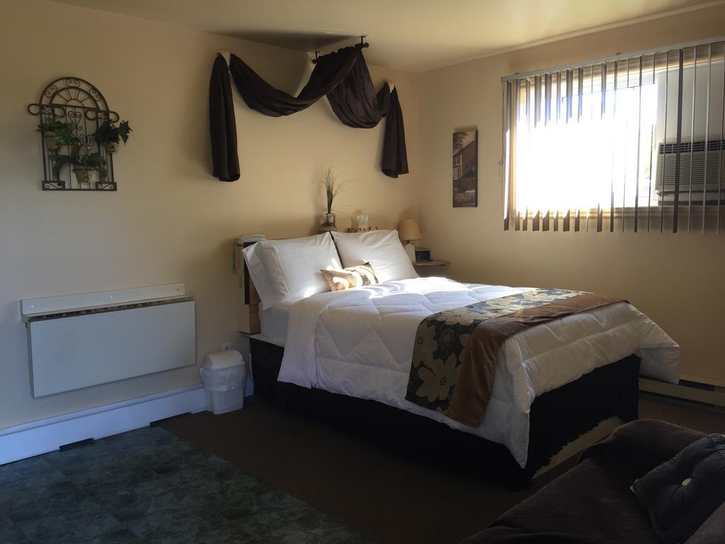 Motel Montgolfiere Jp Saint-Jean-sur-Richelieu Εξωτερικό φωτογραφία