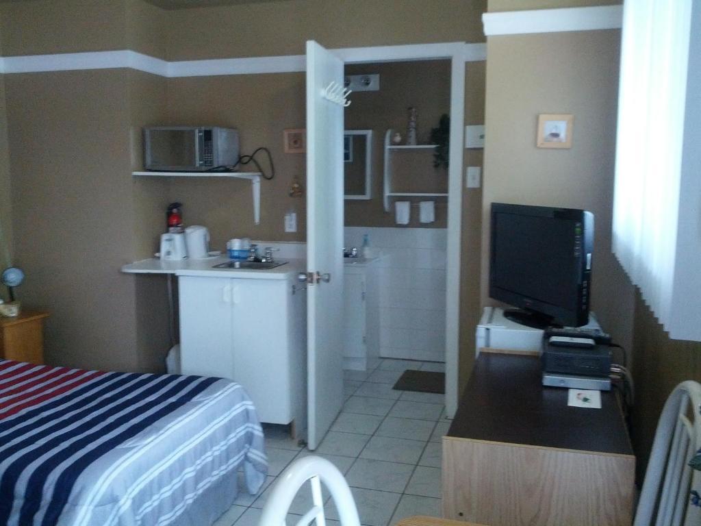 Motel Montgolfiere Jp Saint-Jean-sur-Richelieu Δωμάτιο φωτογραφία